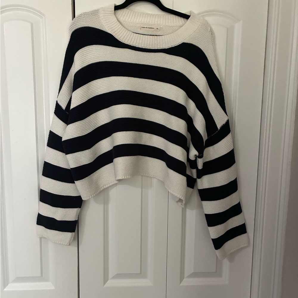 moon & madison Navy Blue and White Crew Neck Sweater